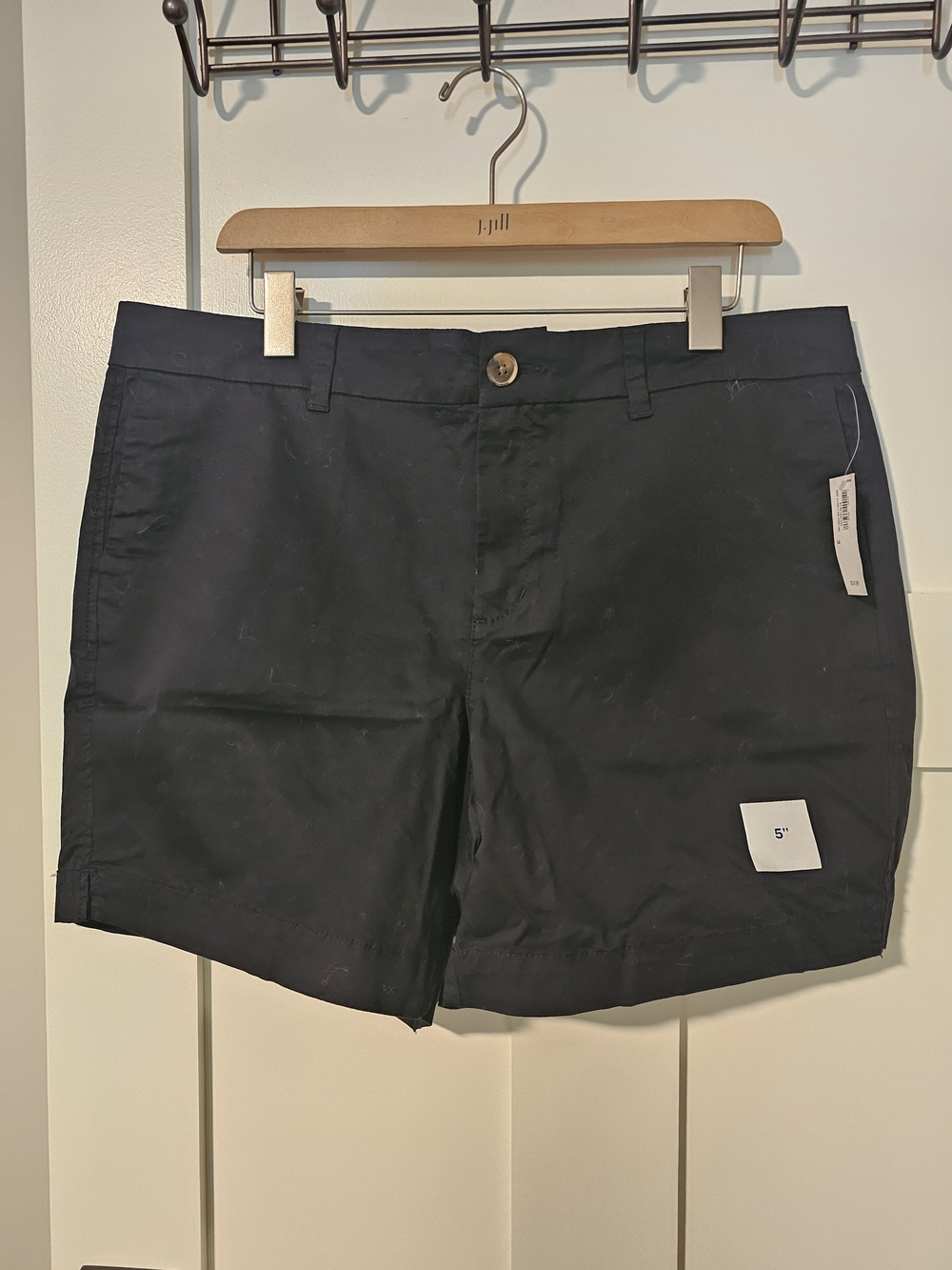 Old Navy Women’s 5" Black Cotton Shorts